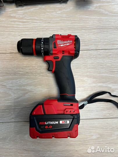 Бесщеточный шуруповерт milwaukee 18v с мощным АКБ