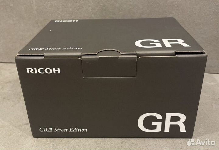 Ricoh GR III / GR III Street Edition