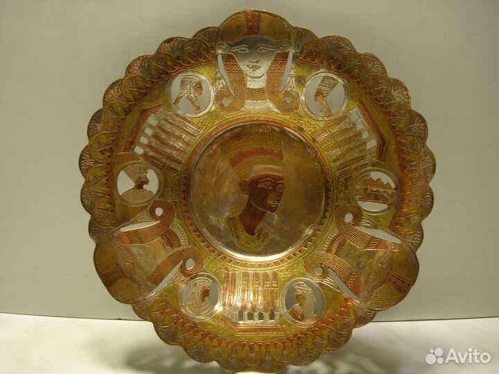 Ваза индийская. Латунь.22см. Тарелка на стену