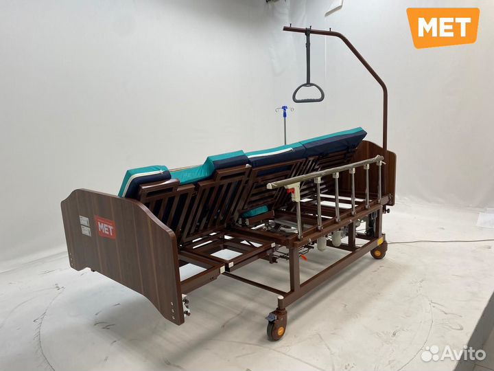 MET Revel L Медицинская удлинённая электро кровать
