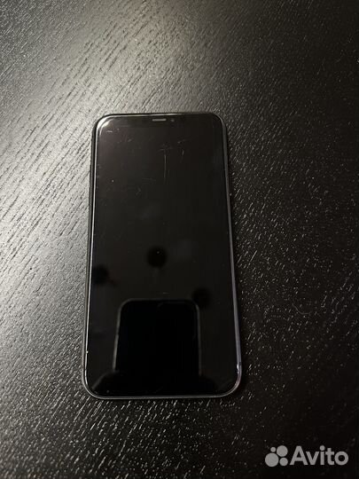 Телефон iPhone 11 128