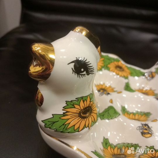 Курочка для яичек