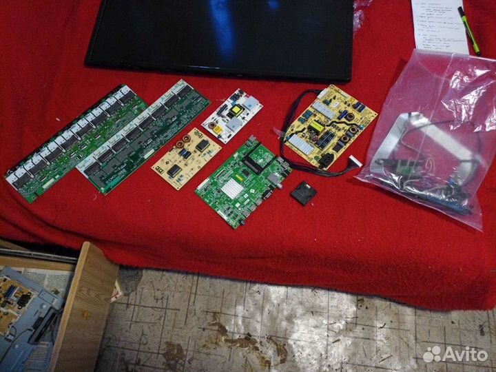 Платы от тв (майны, блоки питания и т.д.)