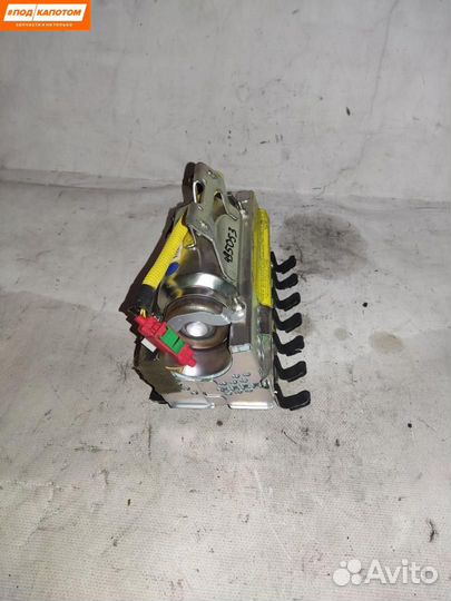 Подушка безопасности переднего пассажира