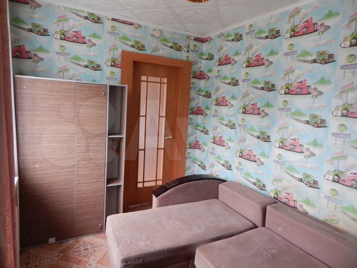 4-к. квартира, 58 м², 2/5 эт.