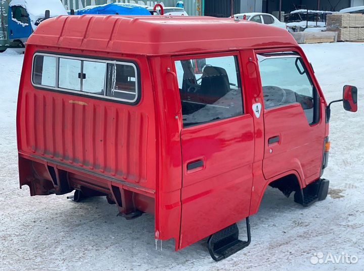 Кабина Toyota Dyna BU66 14B 1994