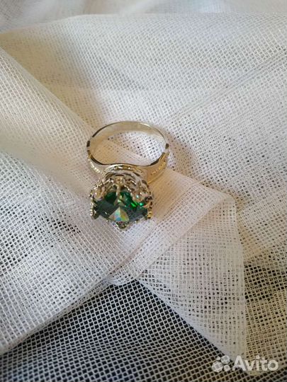 Серебряное кольцо