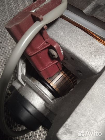 Двигататель стиральной машины