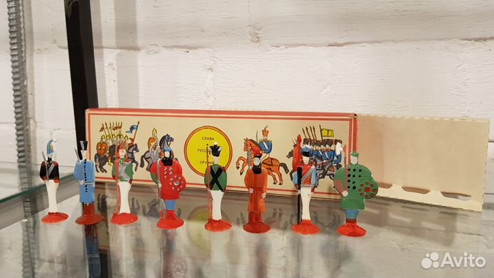 Солдатики слава русскому оружию