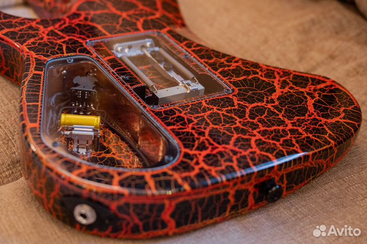 Charvel model 5 FX (lava crackle) 1988