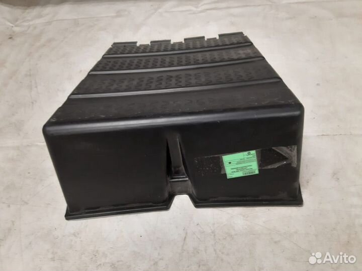 Крышка ящика акб MAN F2000 shacman