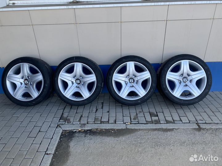 Колеса R 19 на bentley