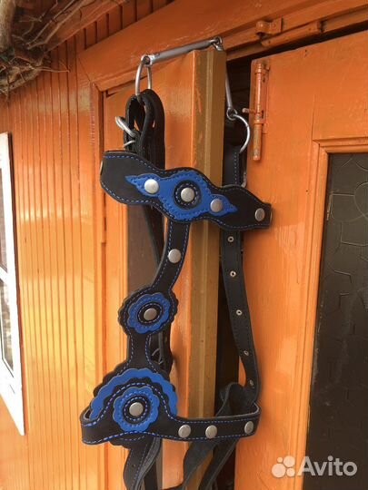 Уздечка для лошади