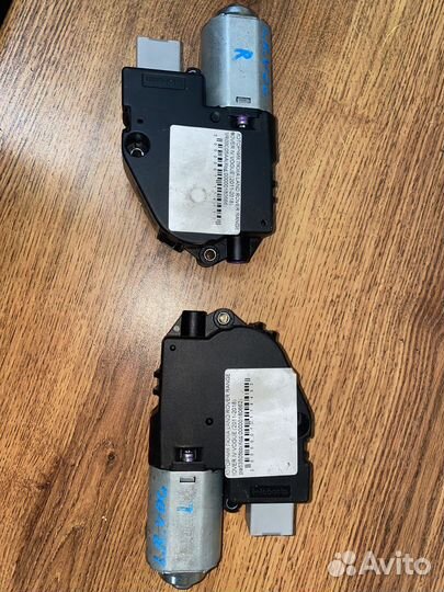 Моторчик люка Land Rover Range Rover Sport 2013