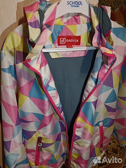 Ветровка для девочки 134/140
