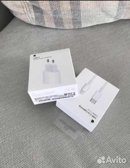 Зарядка на iPhone 20w