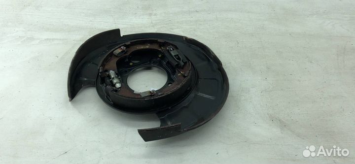 Пыльник тормозного диска Chevrolet Captiva 1