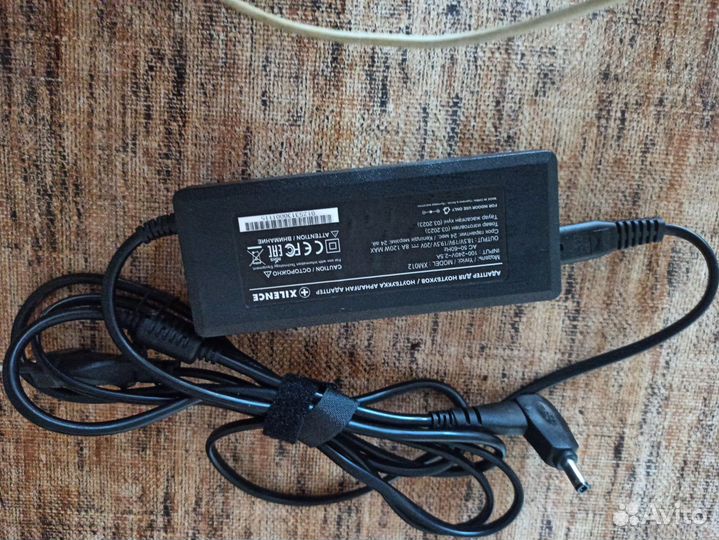 Блок питания для ноутбука