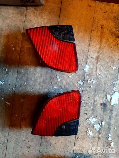 Фонарь задний Пежо 406 Peugeot 406 универсал