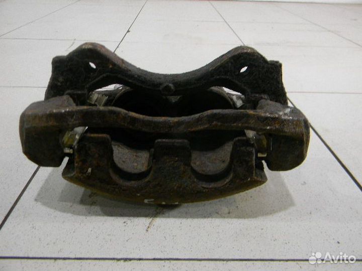 Суппорт передний левый