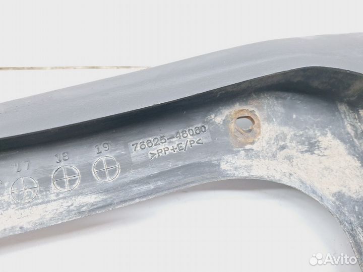 Брызговик задний правый Toyota Highlander II (XU4