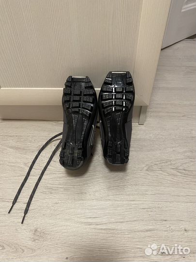 Лыжные ботинки детские 33