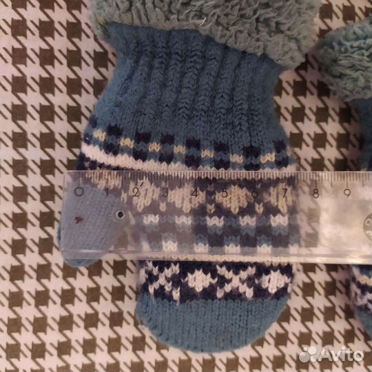 Варежки зимние 2 пары и носки на 1-3 годика