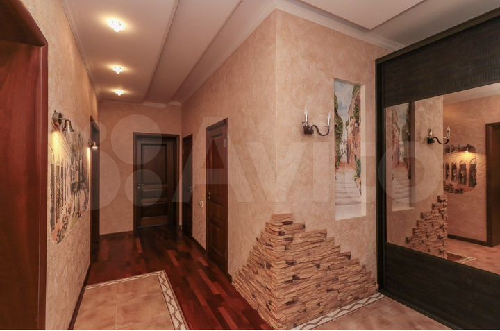 2-к. квартира, 112,6 м², 3/7 эт.