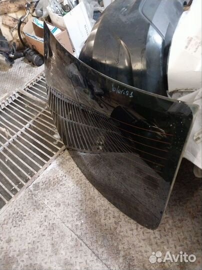 Заднее стекло Hyundai Solaris 1