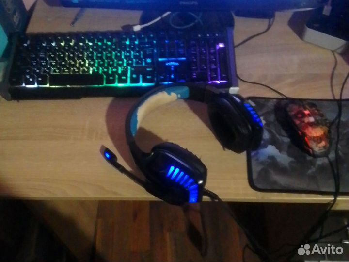 Продаю пк 12гб оперативки видеокарта на 2 гб