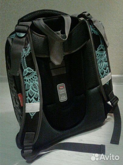 Рюкзак школьный