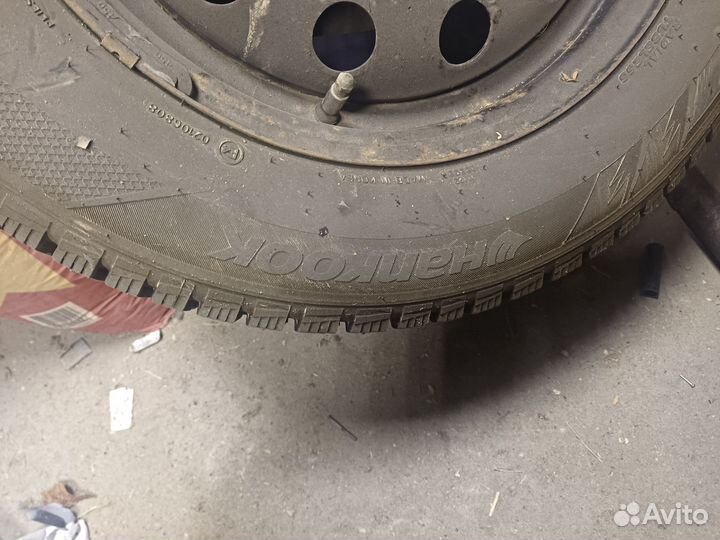 Hankook Winter I'Pike 195/65 R15