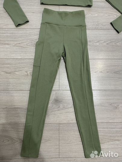 Спортивный комплект H&М новый