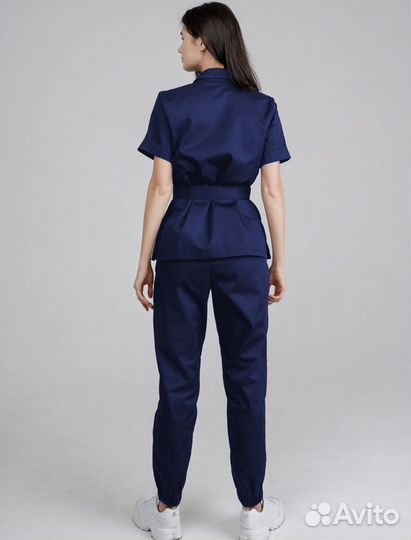 Медицинский костюм женский 46