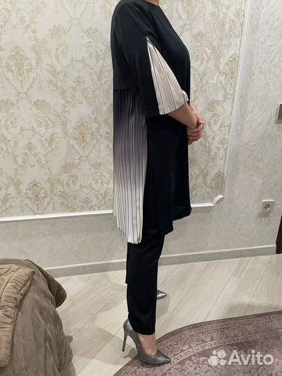 Костюм женский