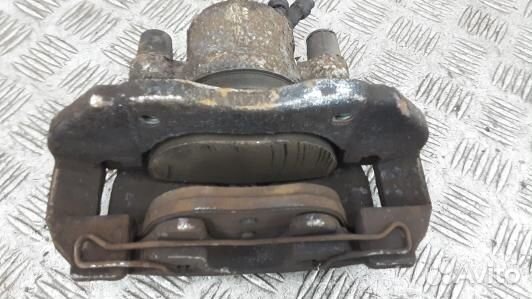 Суппорт тормозной передний правый ford focus 2 (8B