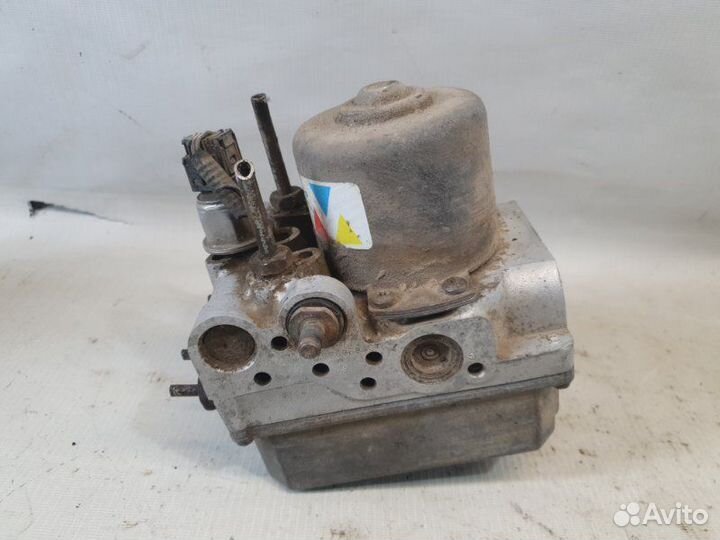 Блок abs Cadillac Cts LY7 2006