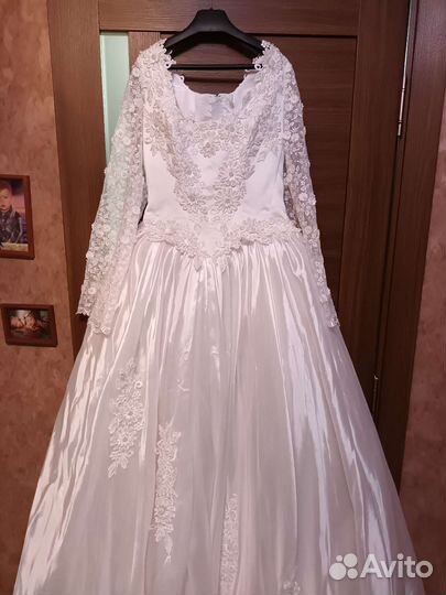 Свадебное платье