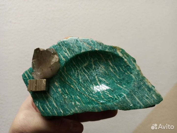 Пепельница. Натуральный амазонит