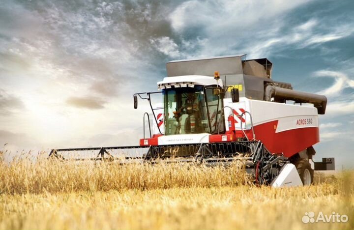 Уборка урожая комбайн