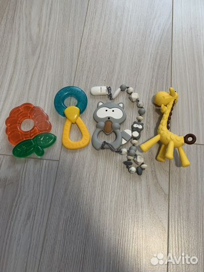 Развивающие игрушки