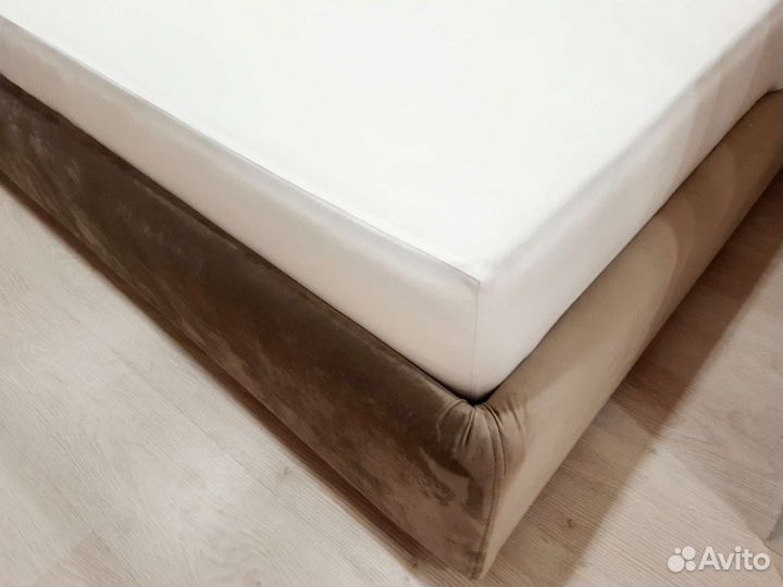 Простыня на резинке сатин, поплин