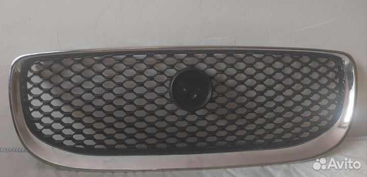 Хромовая обрешетка jaguar XE 2015-2017