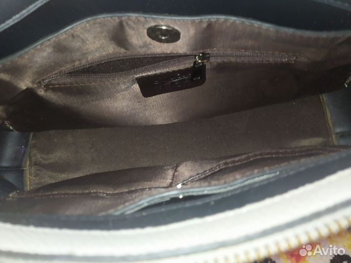 Сумки много