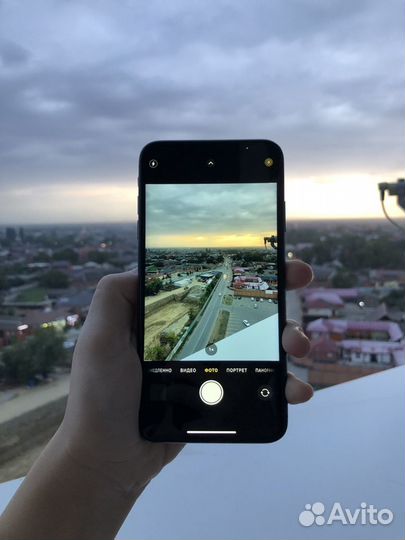 iPhone Xs Max, 64 ГБ