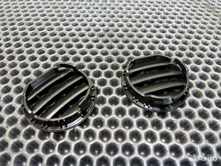 Вентиляционная решетка Mercedes-Benz M-Class W166