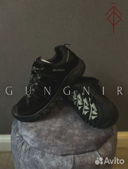 Треккинговые кроссовки M6