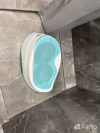 Шезлонг для купания