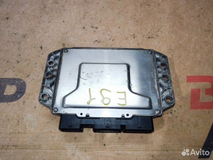 Блок управления двигателем Renault Megane 3 K4M