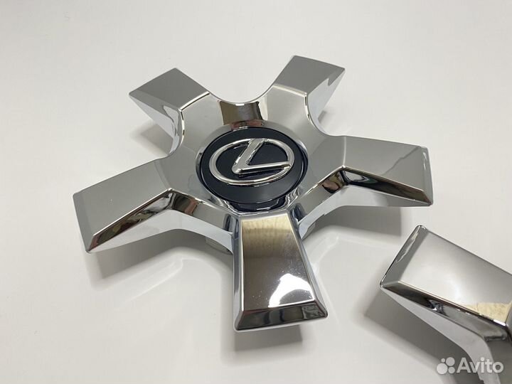 Заглушка в диска Лексус